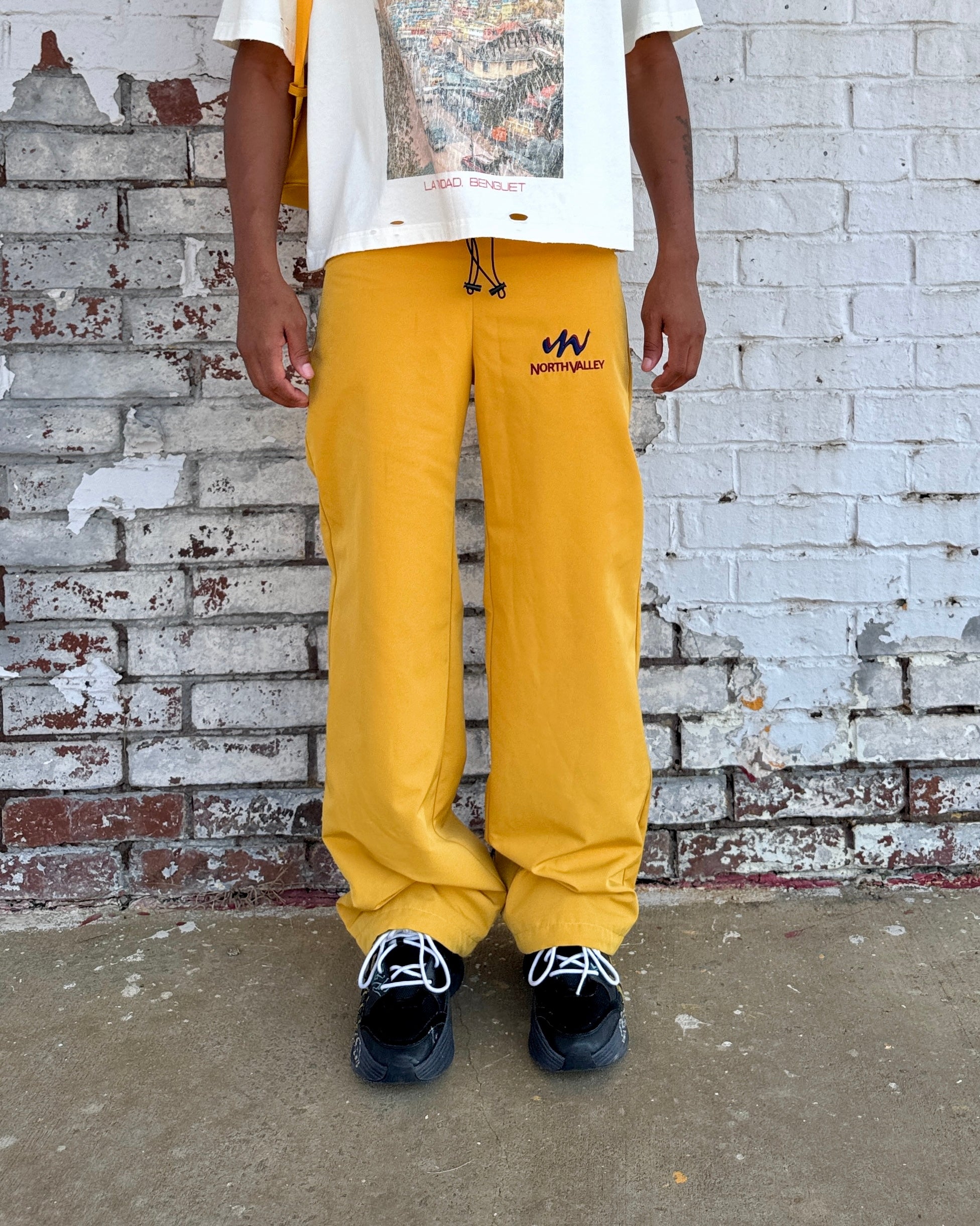 YELLOW OCHRE NYLONS